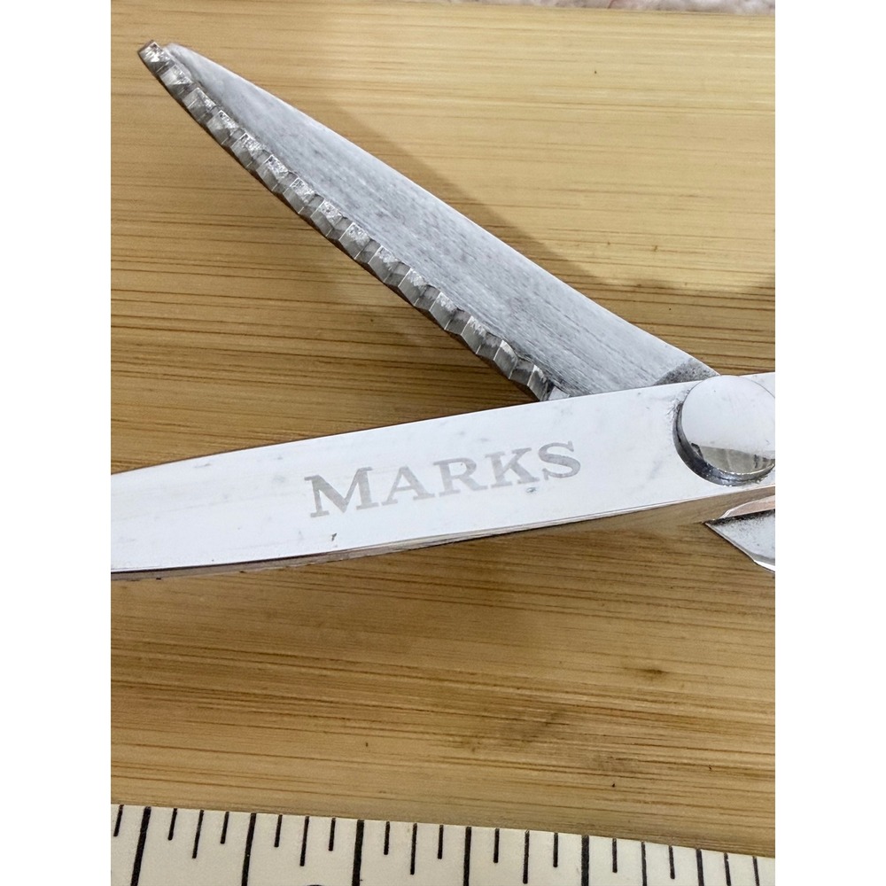 Marks 407 Pinking Shears Brazil Metal Sewing Scissors Zig Zag Cut 7.5 Inch - Picture 2 of 6